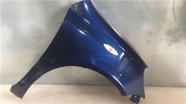 Błotnik przedni prawy Toyota Yaris P10