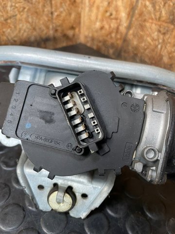 Mechanizm wycieraczek 54115517 RENAULT