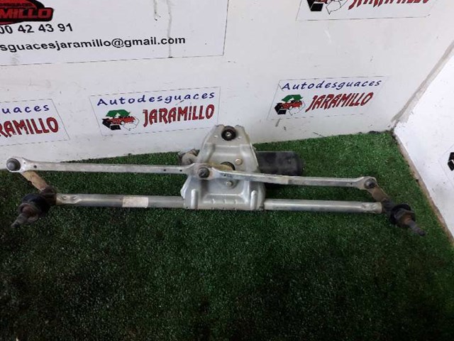 Mechanizm wycieraczek 54115517 RENAULT