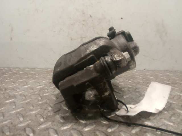 Zacisk hamulcowy przedni prawy 542545 OPEL