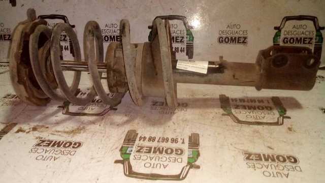 Amortyzator przedni 543021082R RENAULT