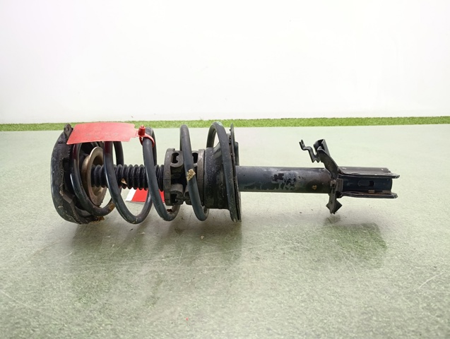 Amortyzator przedni 543021082R RENAULT
