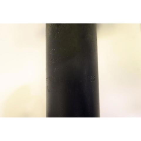 Amortyzator przedni prawy 543024F105 NISSAN
