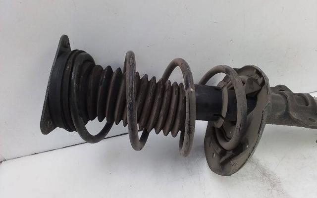 Amortyzator przedni 543025368R RENAULT