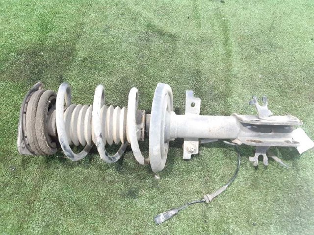 Amortyzator przedni 543025668R RENAULT