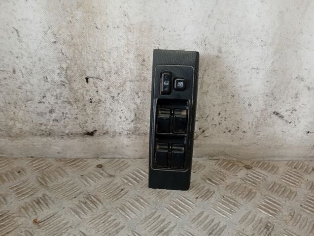 Panel przyciskowy sterowania podnośnikiem szyby przedni lewy 54355667D TOYOTA