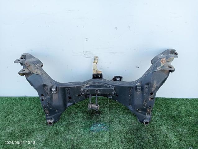 Korpus osi przedniej Nissan Almera 2 N16