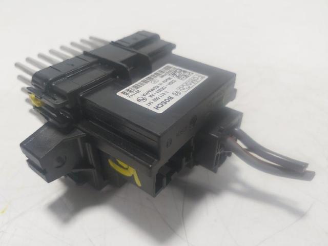 Rezystor wentylatora nagrzewnicy (ogrzewacza kabiny) Ford Focus 4 HP