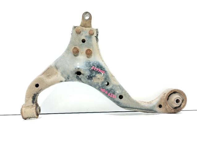 Wahacz zawieszenia przedniego dolny lewy 545001F110 HYUNDAI