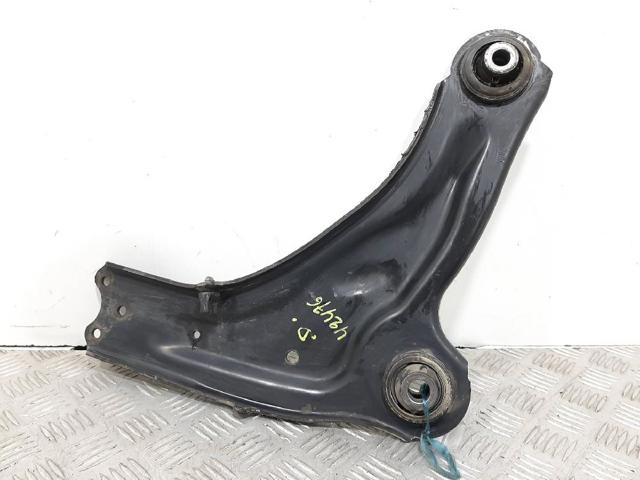 Wahacz zawieszenia przedniego dolny prawy 545002029R RENAULT