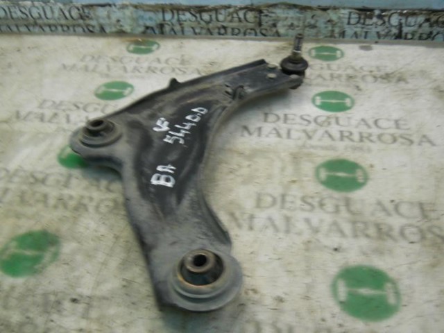Wahacz zawieszenia przedniego dolny prawy 545002029R RENAULT