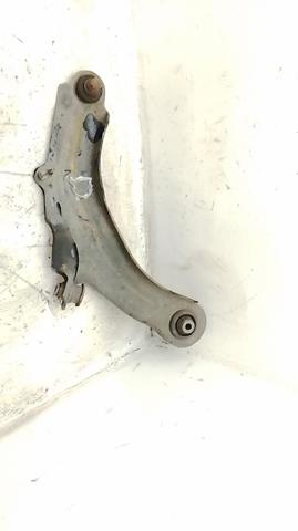 Wahacz zawieszenia przedniego dolny prawy 545003037R RENAULT