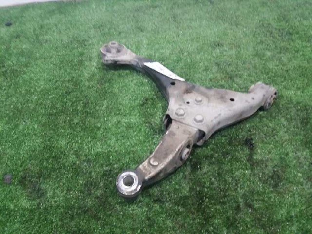 Wahacz zawieszenia przedniego dolny lewy 545003K060 HYUNDAI
