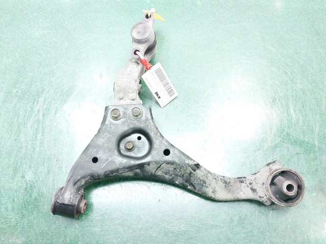 Wahacz zawieszenia przedniego dolny lewy 545003K060 HYUNDAI