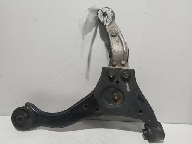 Wahacz zawieszenia przedniego dolny lewy 545003K500 HYUNDAI