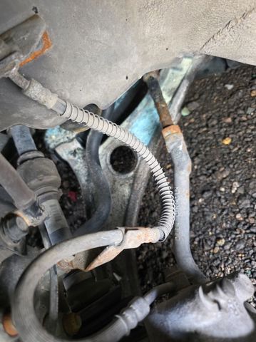 Wahacz zawieszenia przedniego dolny lewy 545003Z000 HYUNDAI