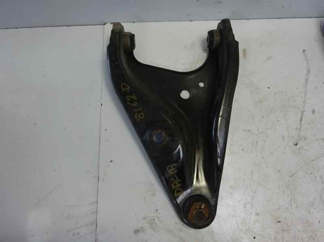 Wahacz zawieszenia przedniego dolny prawy 545004269R RENAULT