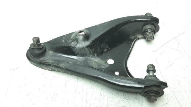 Wahacz zawieszenia przedniego dolny prawy 545004269R RENAULT