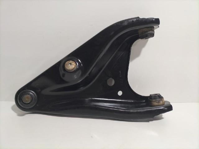 Wahacz zawieszenia przedniego dolny prawy 545006623R RENAULT