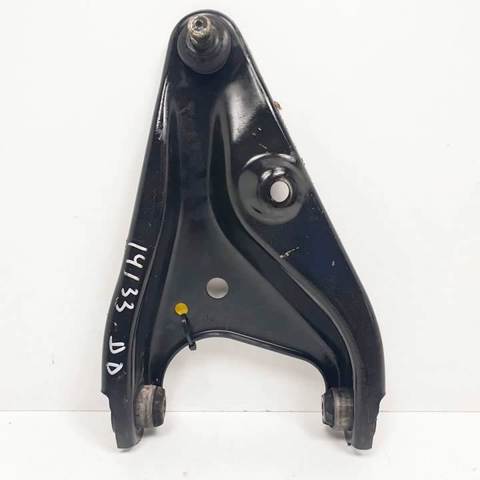 Wahacz zawieszenia przedniego dolny prawy 545006623R RENAULT