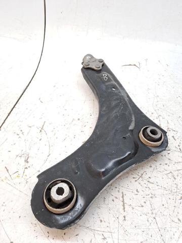 Wahacz zawieszenia przedniego dolny prawy 545008682R RENAULT