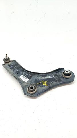 Wahacz zawieszenia przedniego dolny prawy 545008682R RENAULT
