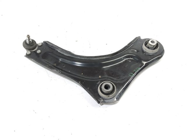Wahacz zawieszenia przedniego dolny prawy 545009207R RENAULT