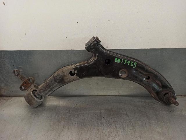 Wahacz zawieszenia przedniego dolny prawy 54500BM410 NISSAN