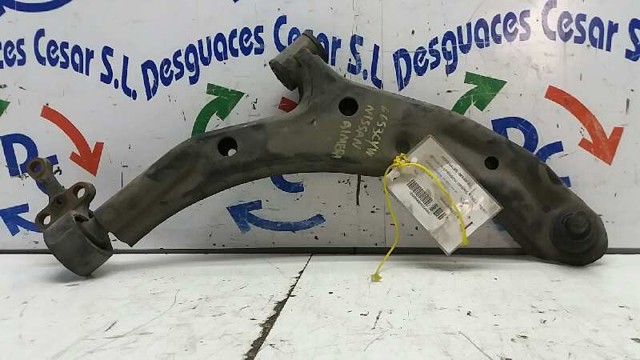 Wahacz zawieszenia przedniego dolny prawy 54500BM410 NISSAN