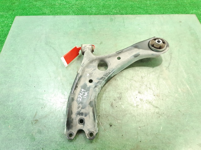 Wahacz zawieszenia przedniego dolny lewy 54500D7000 HYUNDAI