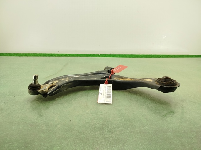 Wahacz zawieszenia przedniego dolny lewy 54500D7000 HYUNDAI