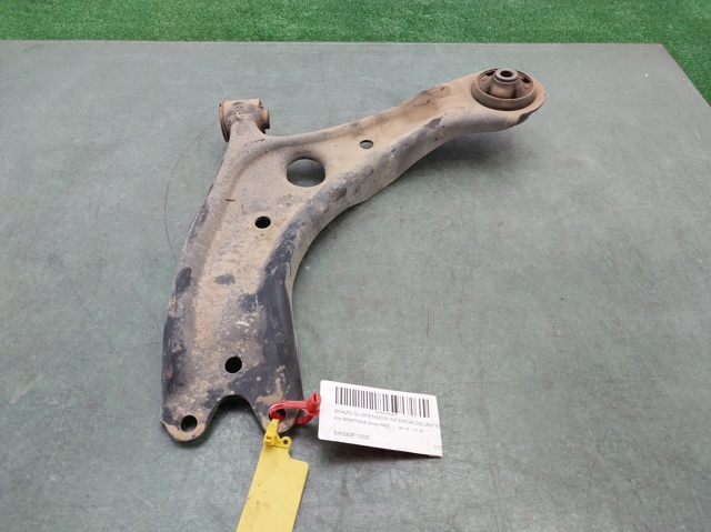 Wahacz zawieszenia przedniego dolny lewy 54500F1000 HYUNDAI