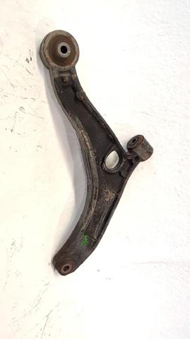Silentblock przedniego wahacza dolnego 5450100Q1C NISSAN