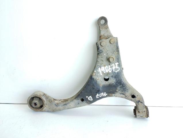 Wahacz zawieszenia przedniego dolny prawy 545012G101 HYUNDAI