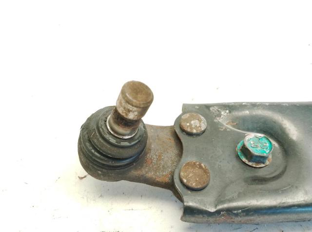 Wahacz zawieszenia przedniego dolny prawy 545013W102 HYUNDAI