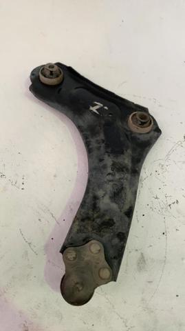 Wahacz zawieszenia przedniego dolny lewy 545014055R RENAULT