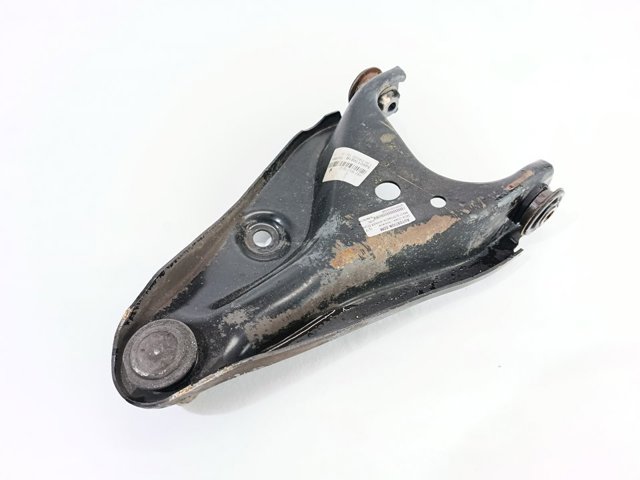 Wahacz zawieszenia przedniego dolny lewy 545017081R RENAULT