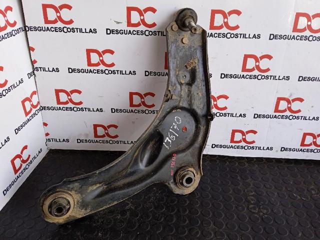 Wahacz zawieszenia przedniego dolny lewy 545018433R RENAULT