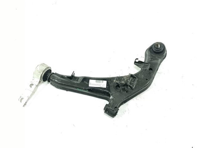 Wahacz zawieszenia przedniego dolny lewy 54501AV600 NISSAN