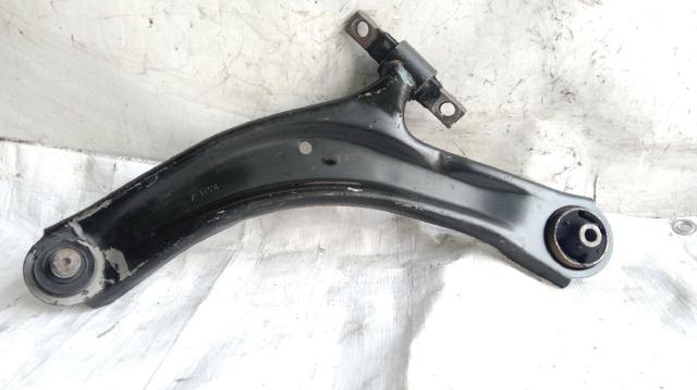 Wahacz zawieszenia przedniego dolny lewy 54501BB00A NISSAN