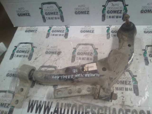 Wahacz zawieszenia przedniego dolny lewy 54501BU000 NISSAN