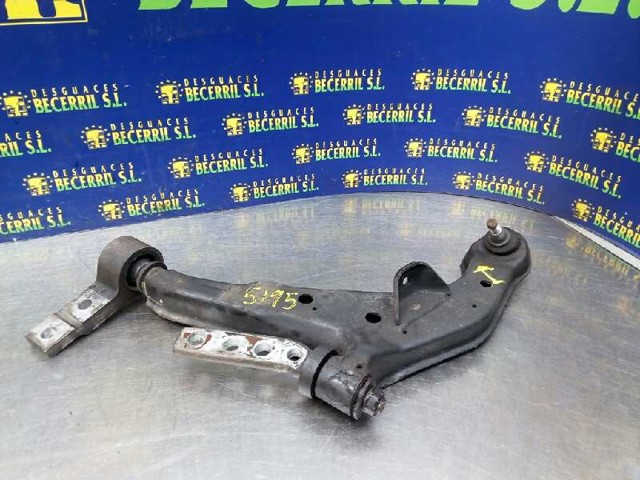 Wahacz zawieszenia przedniego dolny lewy 54501BU000 NISSAN