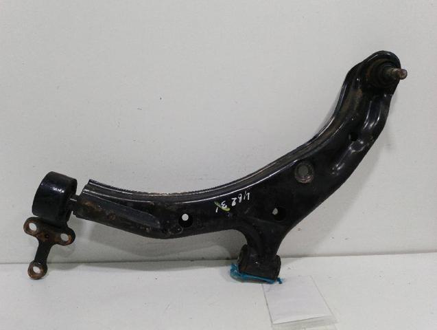 Wahacz zawieszenia przedniego dolny lewy 54501F4600 NISSAN