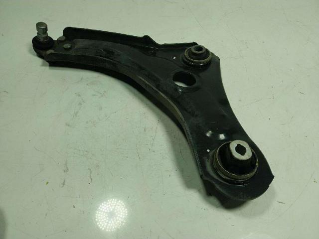 Wahacz zawieszenia przedniego dolny lewy 545058992R RENAULT