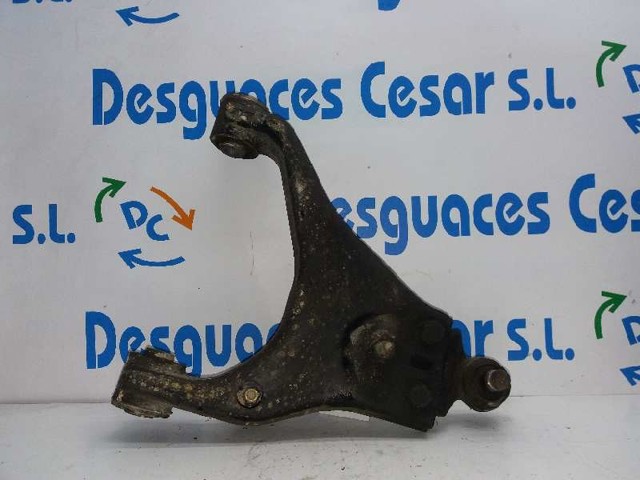 Wahacz zawieszenia przedniego dolny lewy 545103E002 HYUNDAI