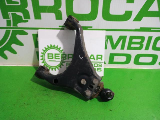 Wahacz zawieszenia przedniego dolny lewy 545103E002 HYUNDAI