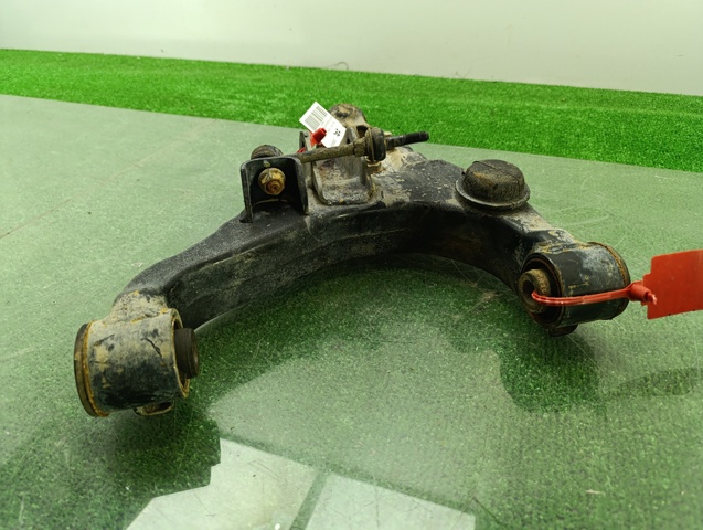 Wahacz zawieszenia przedniego dolny prawy 545203E002 HYUNDAI