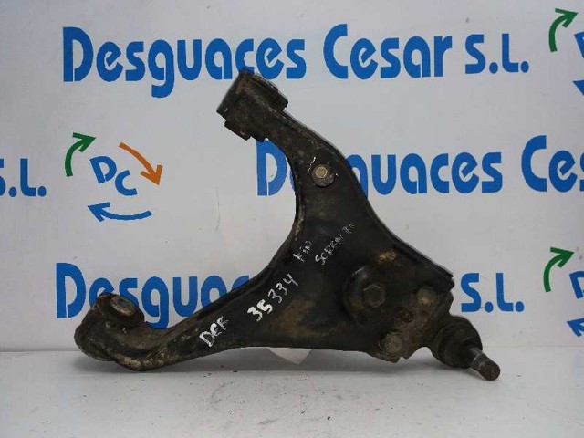 Wahacz zawieszenia przedniego dolny prawy 545203E002 HYUNDAI