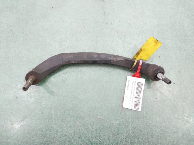 Wahacz zawieszenia przedniego prawy górny 54524AV60A NISSAN