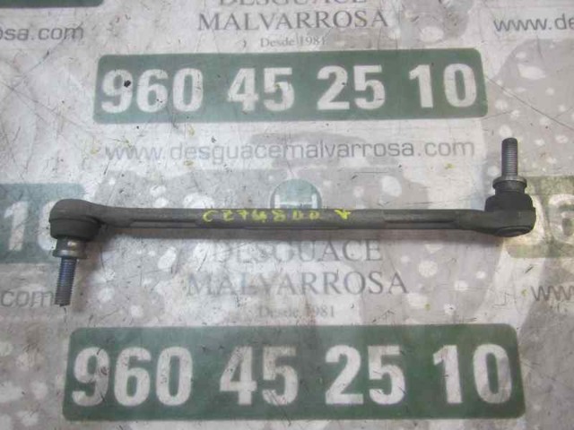 Łącznik stabilizatora przedniego 546180002R RENAULT
